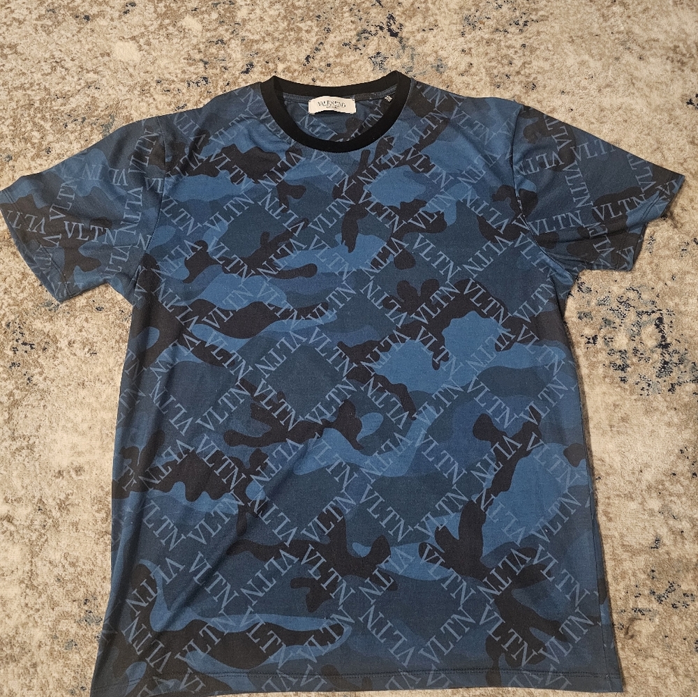 Valentino Mens Big Logo T-shirt Size US Large Slim Made in Italy 🇮🇹